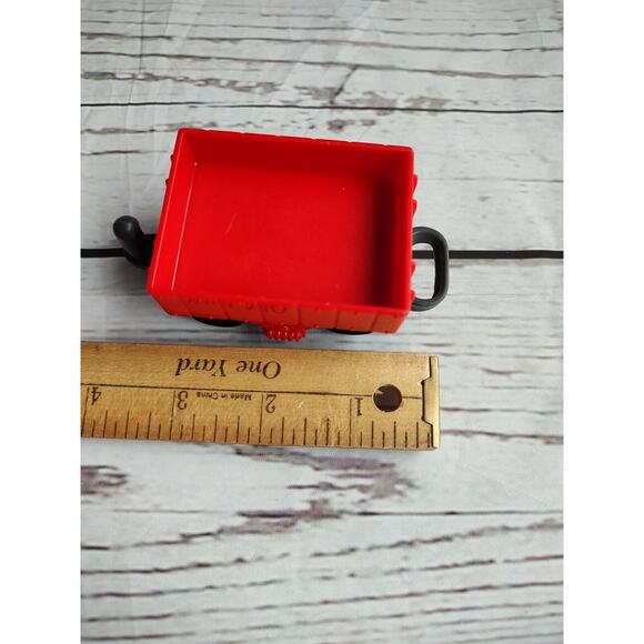 Fisher Price GeoTrax RED TRAIN CARGO CAR 2003 Train Replacment Part Expander - Picture 5 of 5